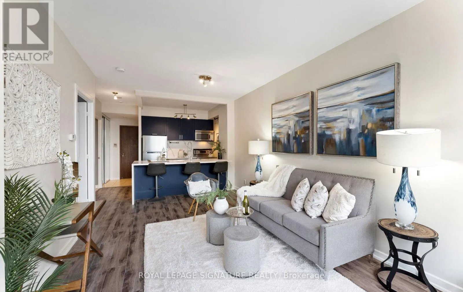 1112 - 438 RICHMOND STREET W