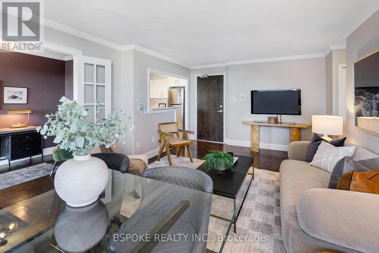 601 - 5949 YONGE STREET