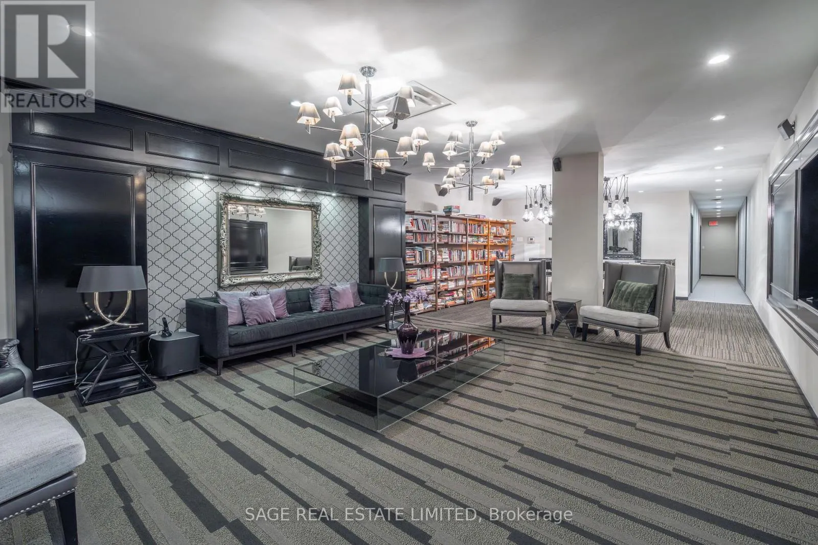 511 - 510 KING STREET E