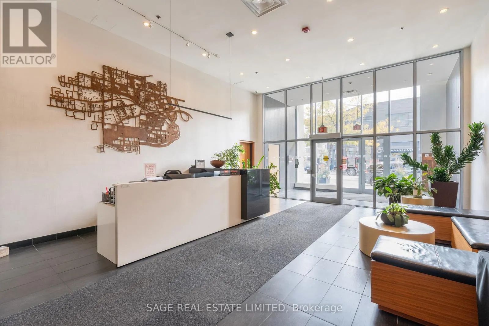511 - 510 KING STREET E