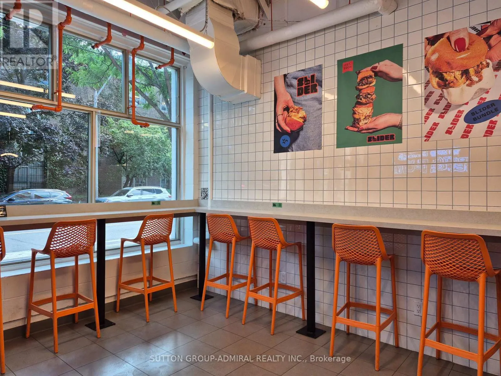 50 GERRARD STREET E