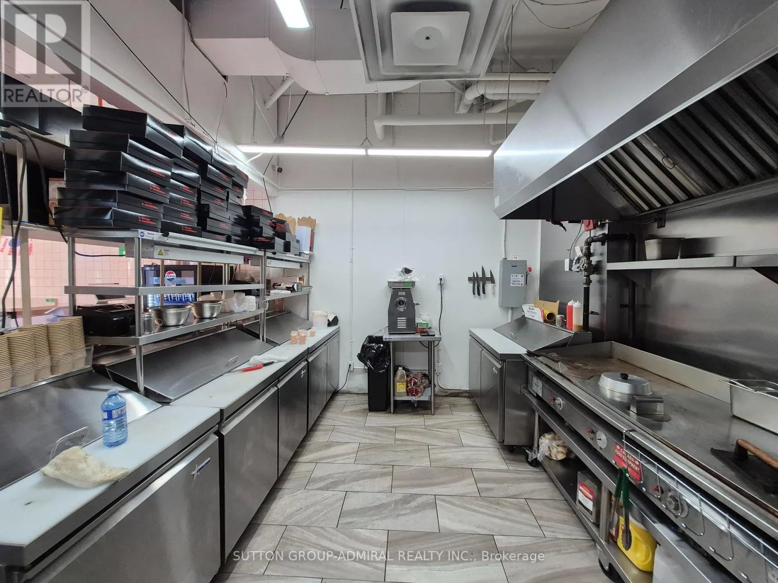 50 GERRARD STREET E