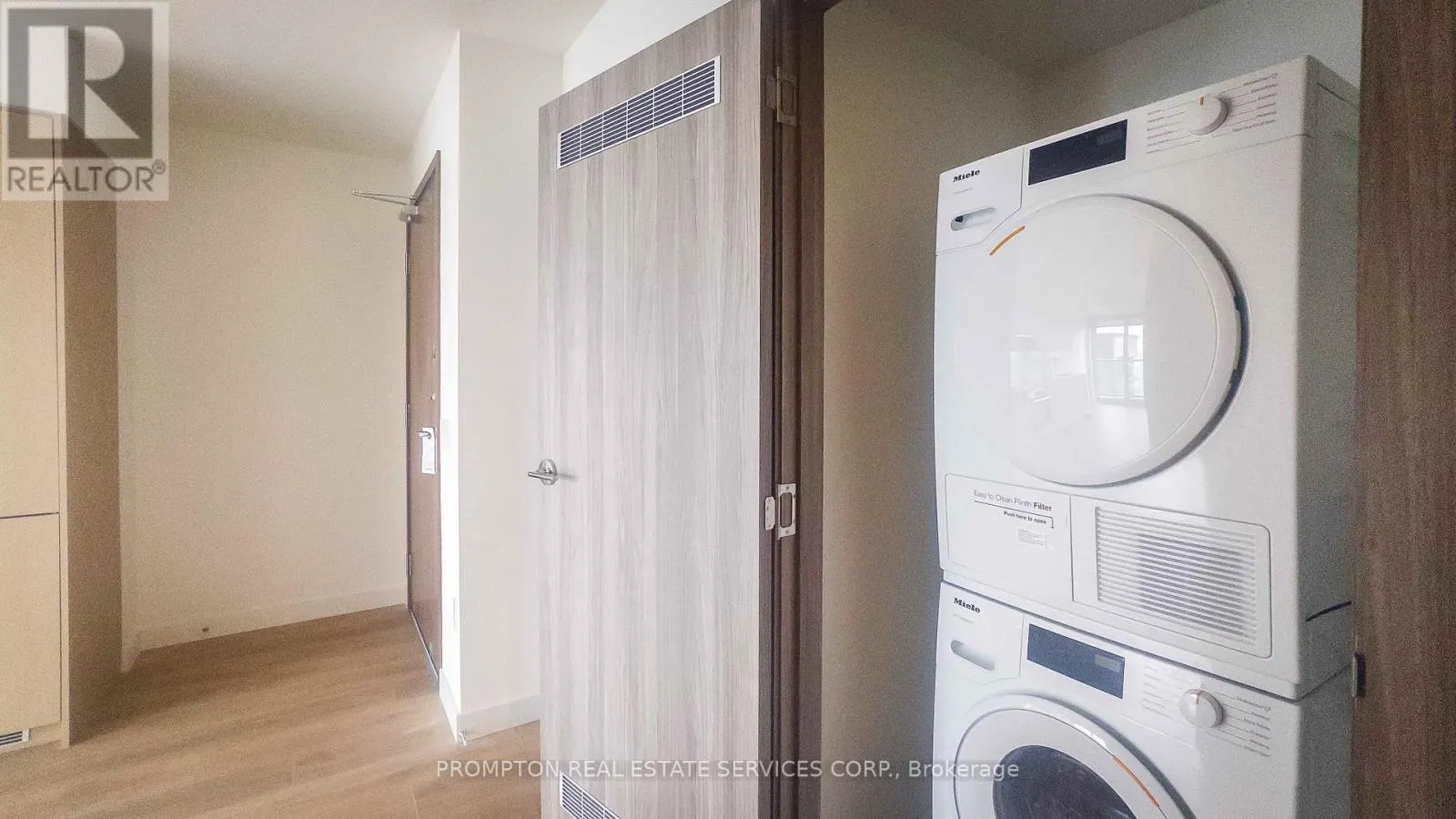 5112 - 3 CONCORD CITYPLACE WAY