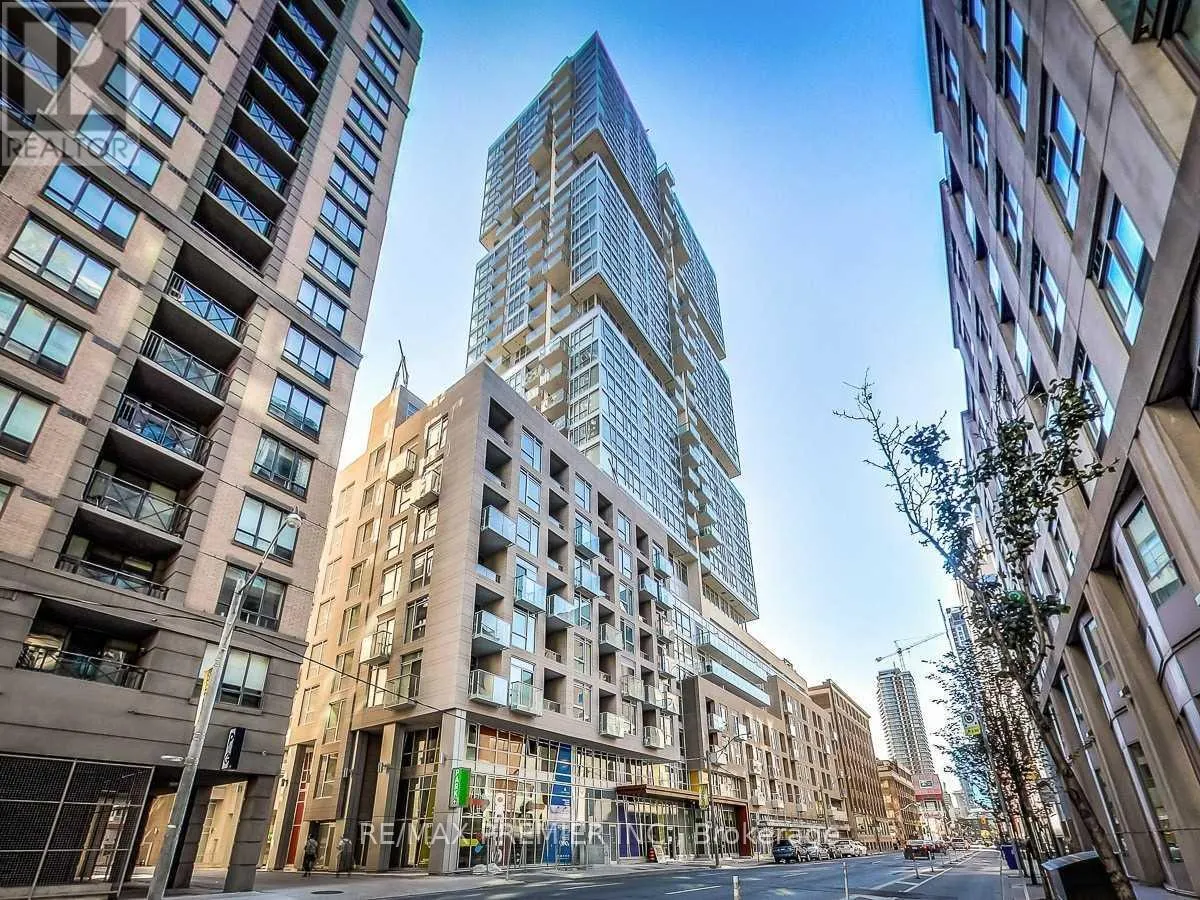 402 - 199 RICHMOND STREET W