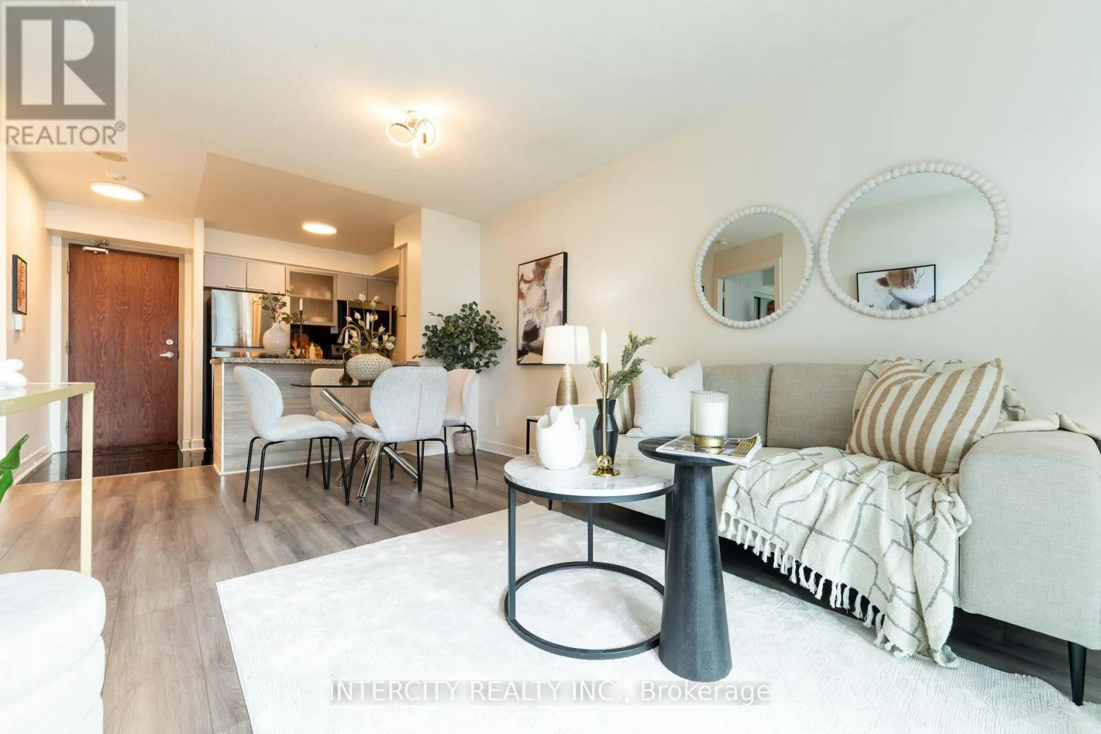 1706 - 16 HARRISON GARDEN BOULEVARD