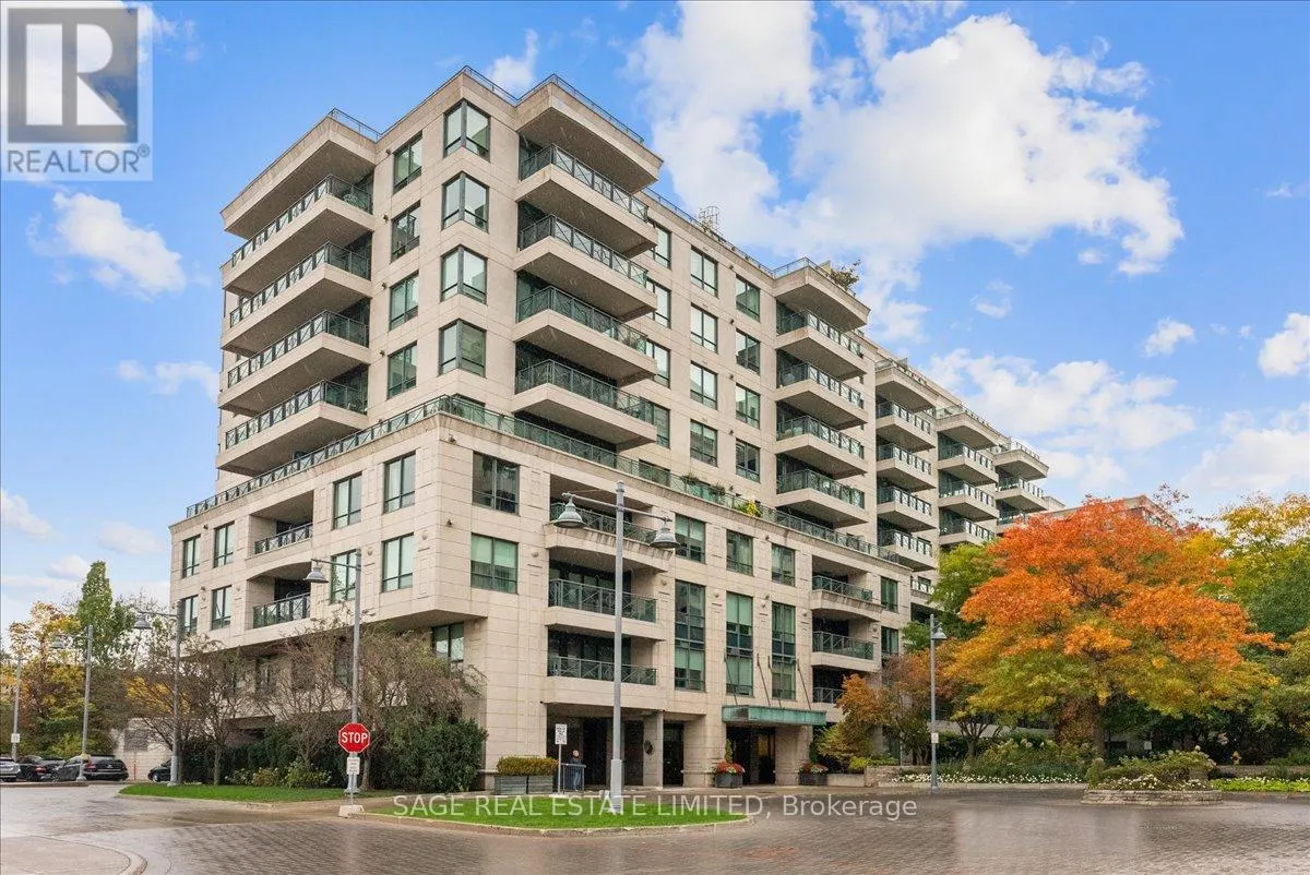 711 - 20 SCRIVENER SQUARE