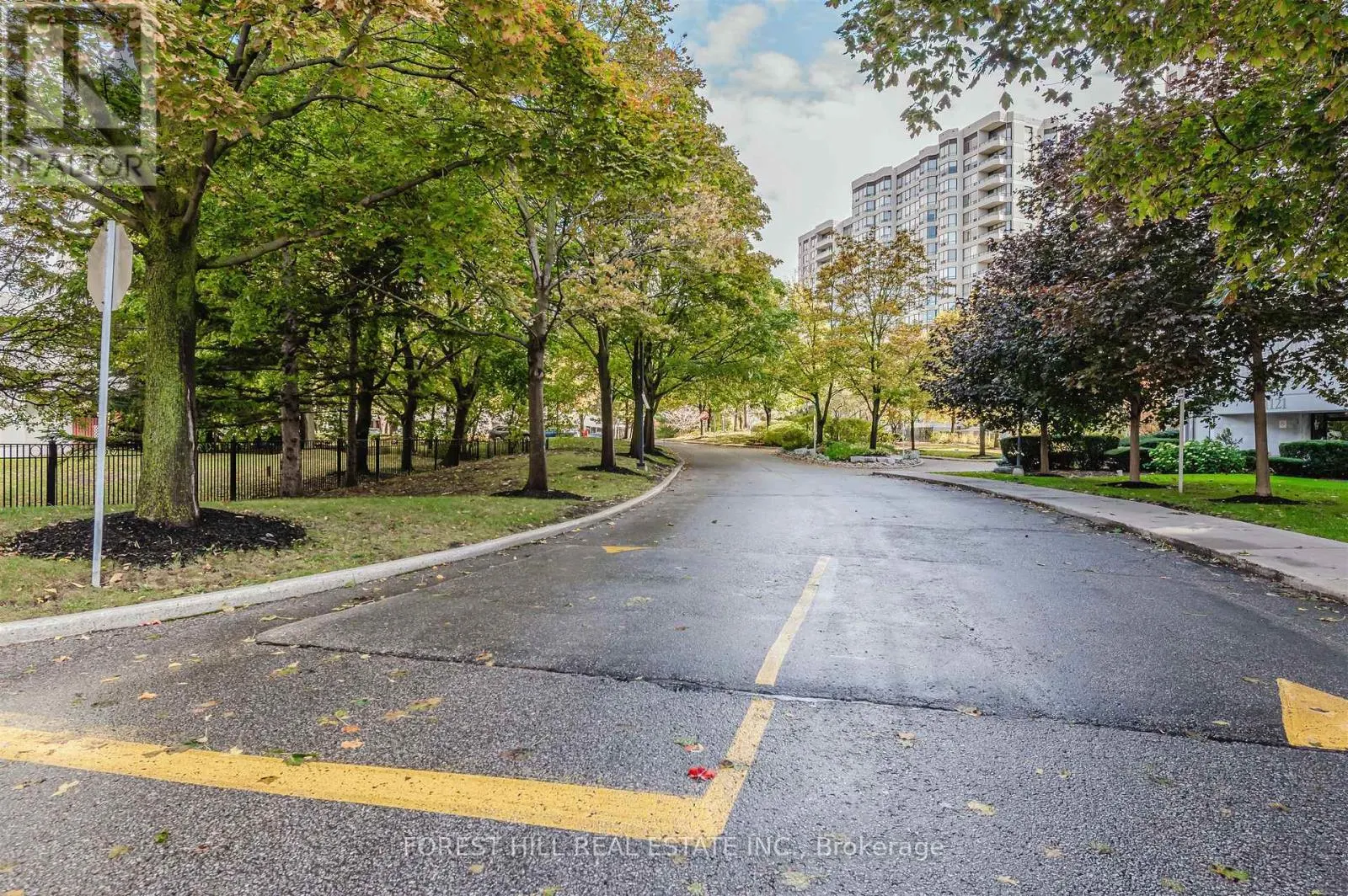 PH103 - 1131 STEELES AVENUE W