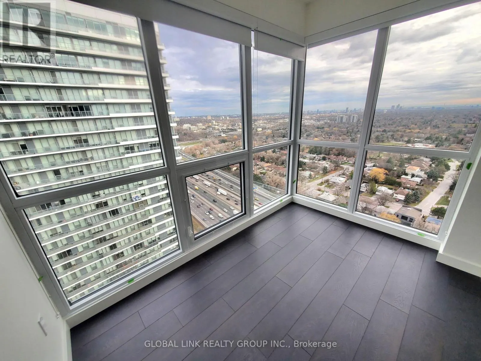 3502 - 95 MCMAHON DRIVE