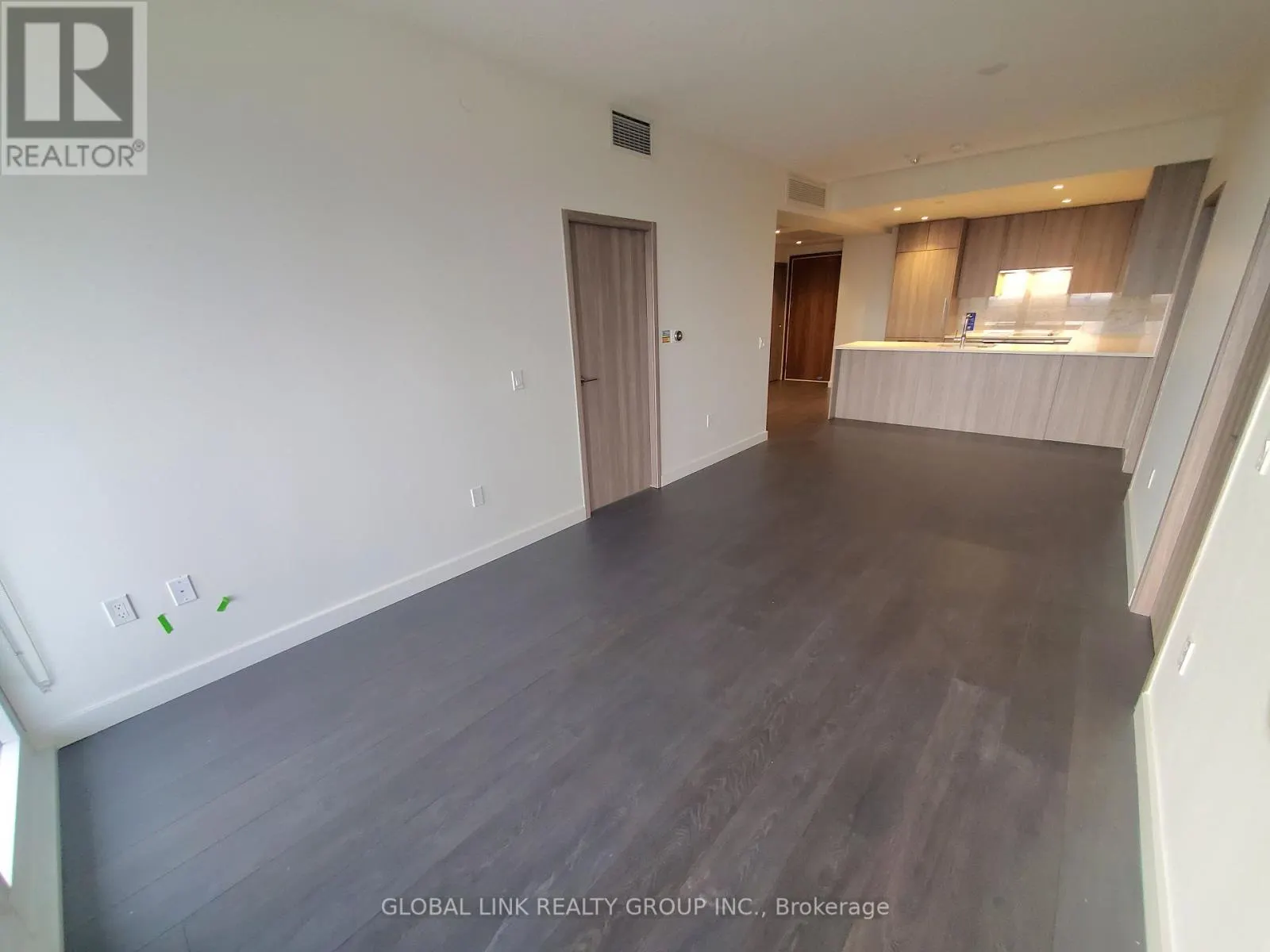 3502 - 95 MCMAHON DRIVE