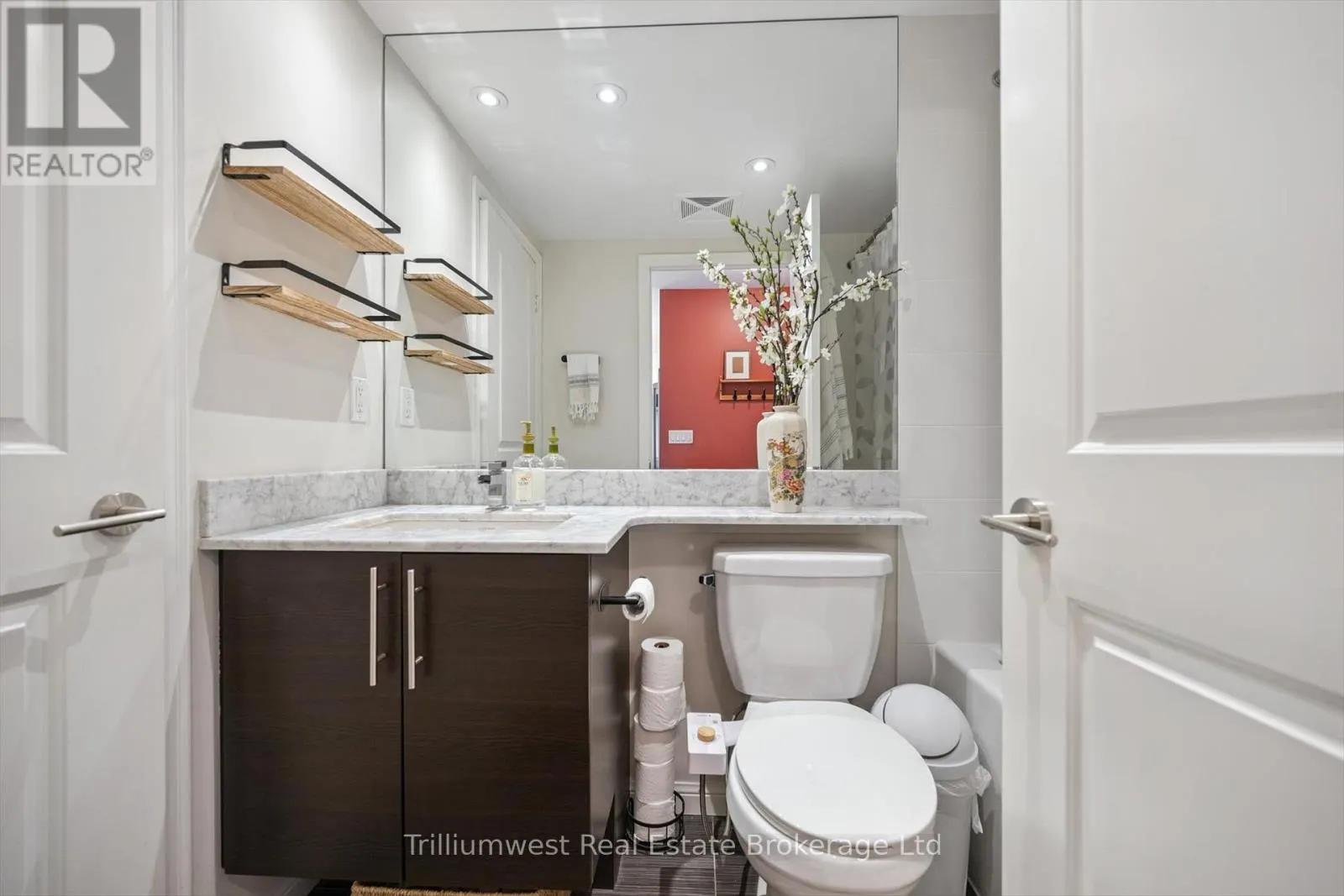 1712 - 85 EAST LIBERTY STREET E, #1712