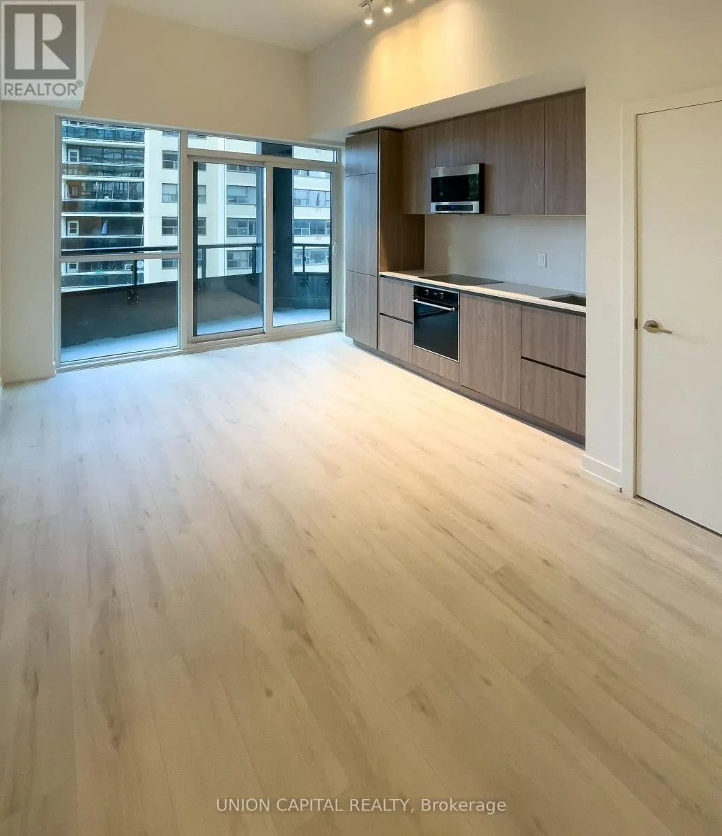 418N - 120 BROADWAY AVENUE