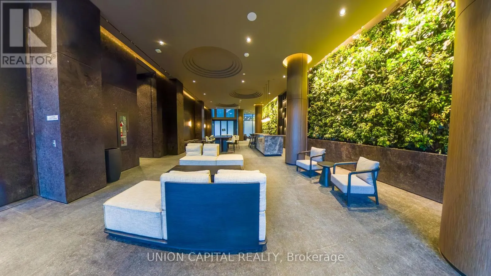 418N - 120 BROADWAY AVENUE