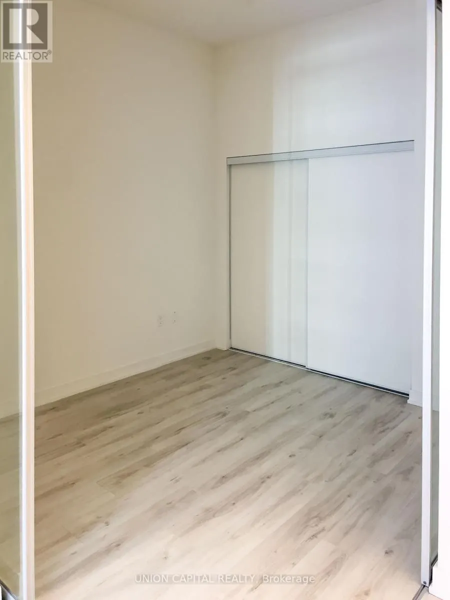 418N - 120 BROADWAY AVENUE