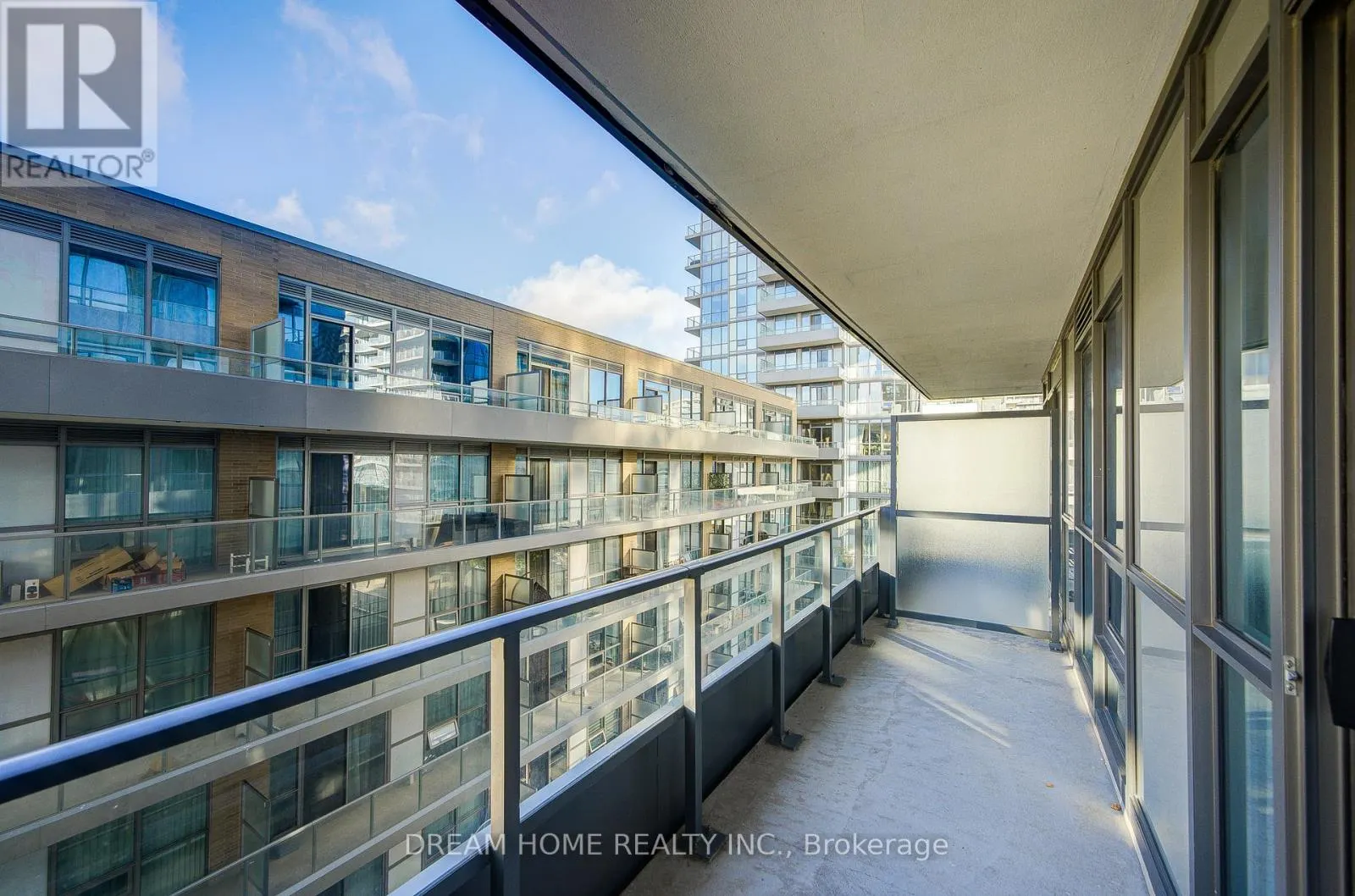 504 - 50 FOREST MANOR ROAD