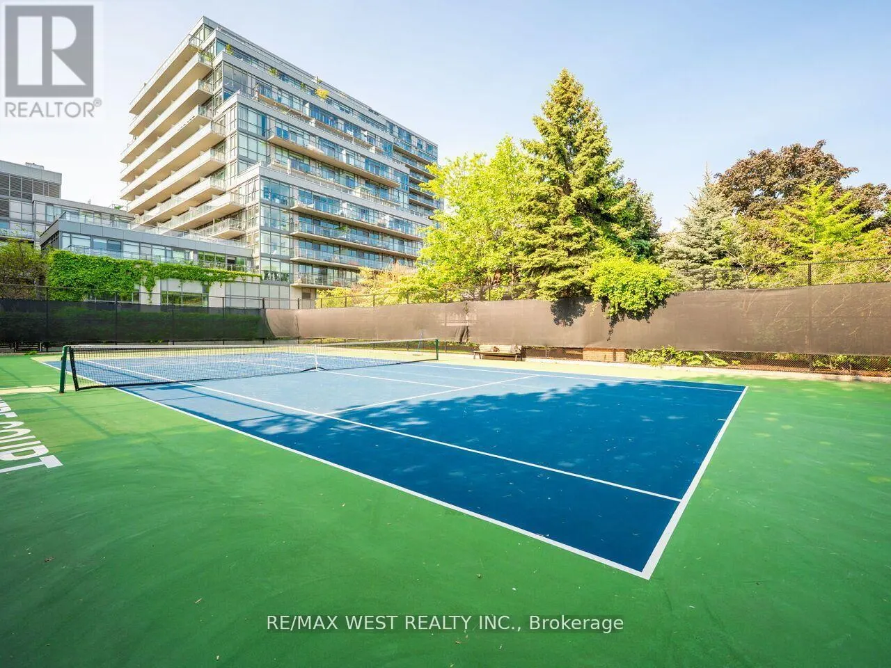 #12 B - 801 KING STREET W