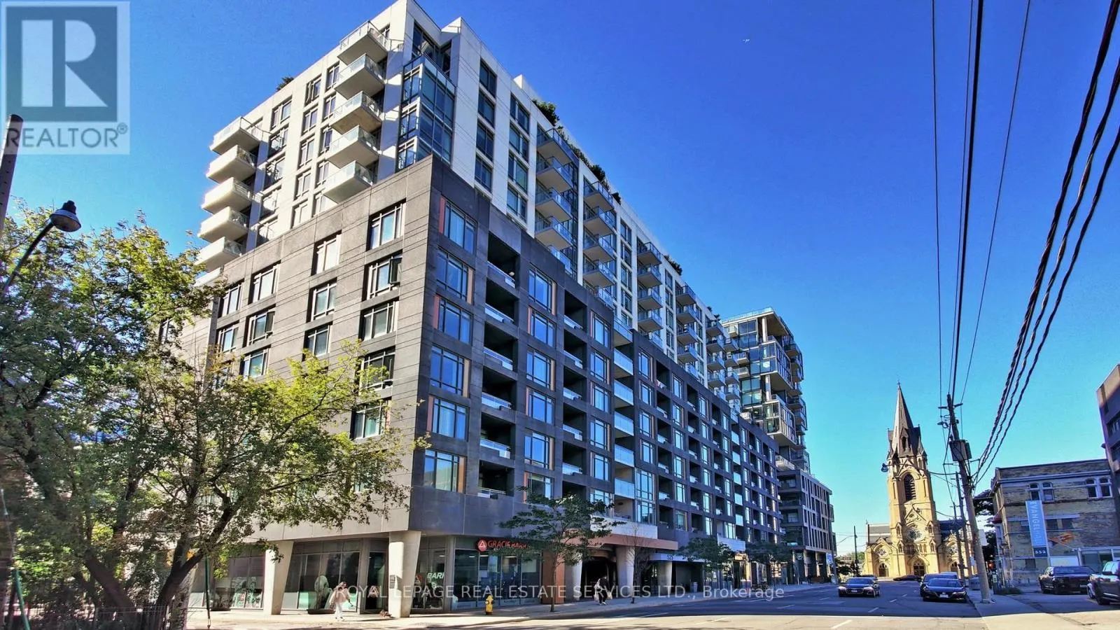 601 - 525 ADELAIDE STREET W