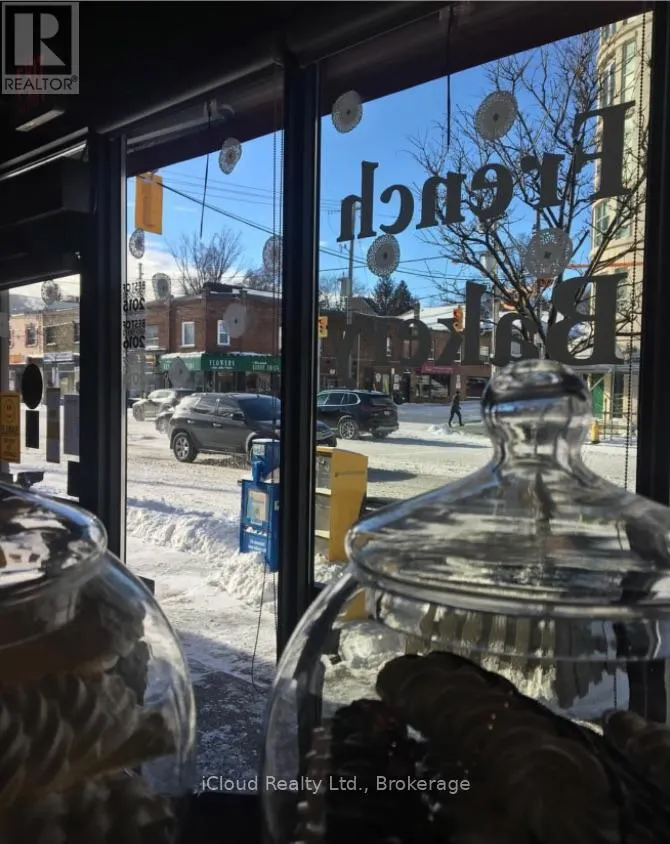 RETAIL AND UPPER - 627 MOUNT PLEASANT ROAD