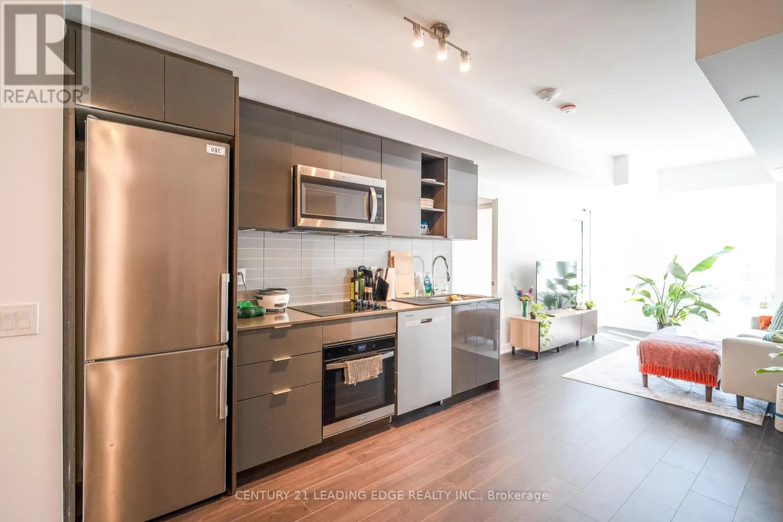 712 - 543 RICHMOND STREET W
