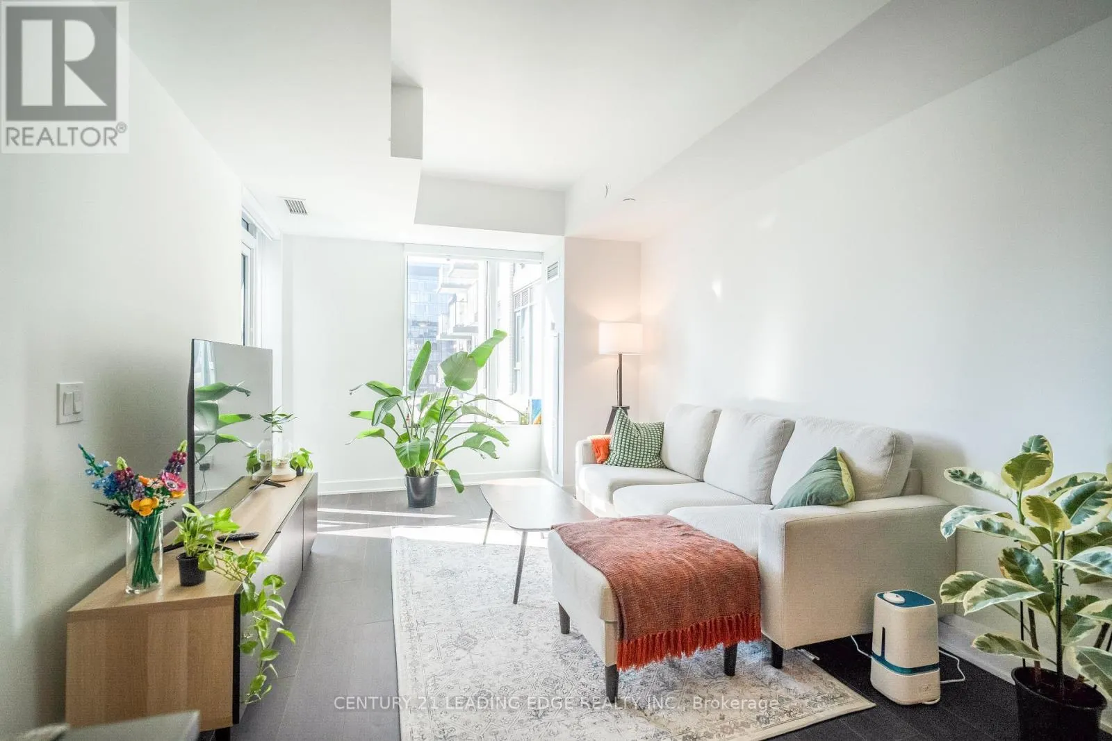 712 - 543 RICHMOND STREET W