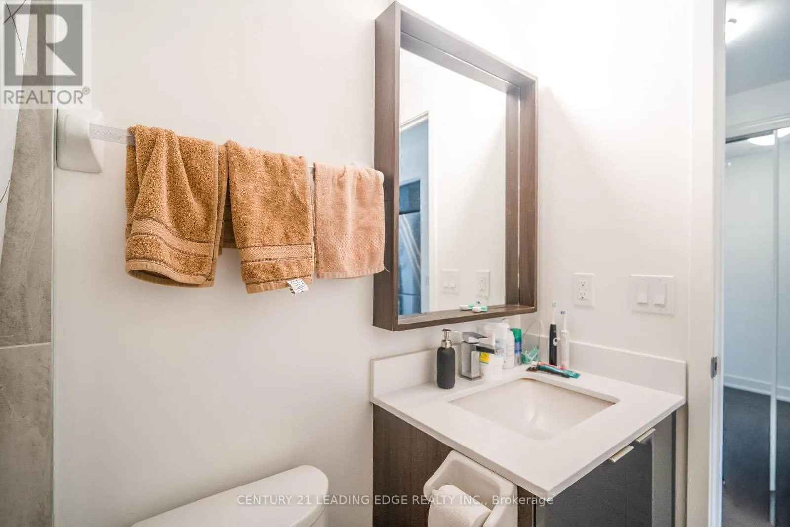 712 - 543 RICHMOND STREET W