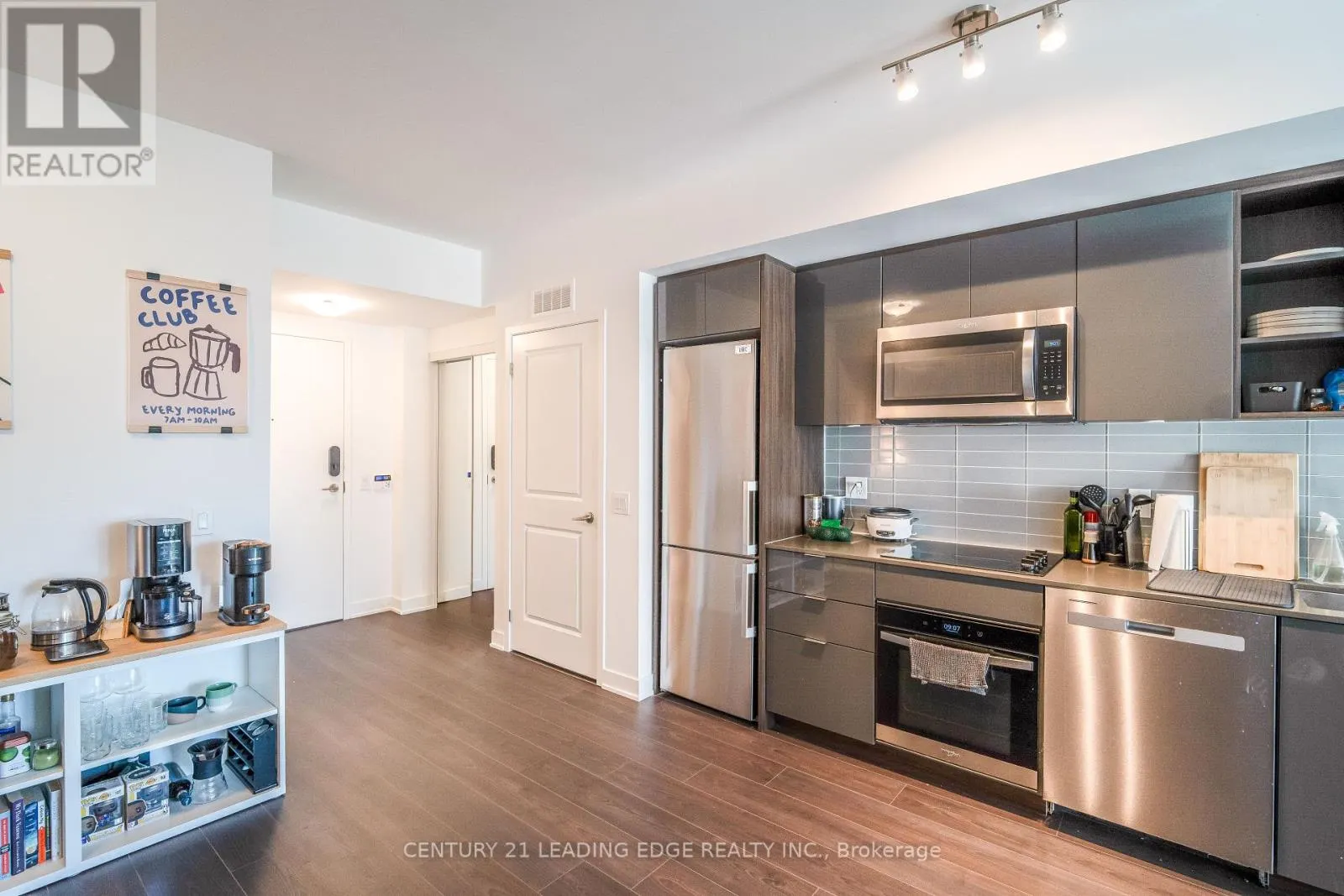712 - 543 RICHMOND STREET W