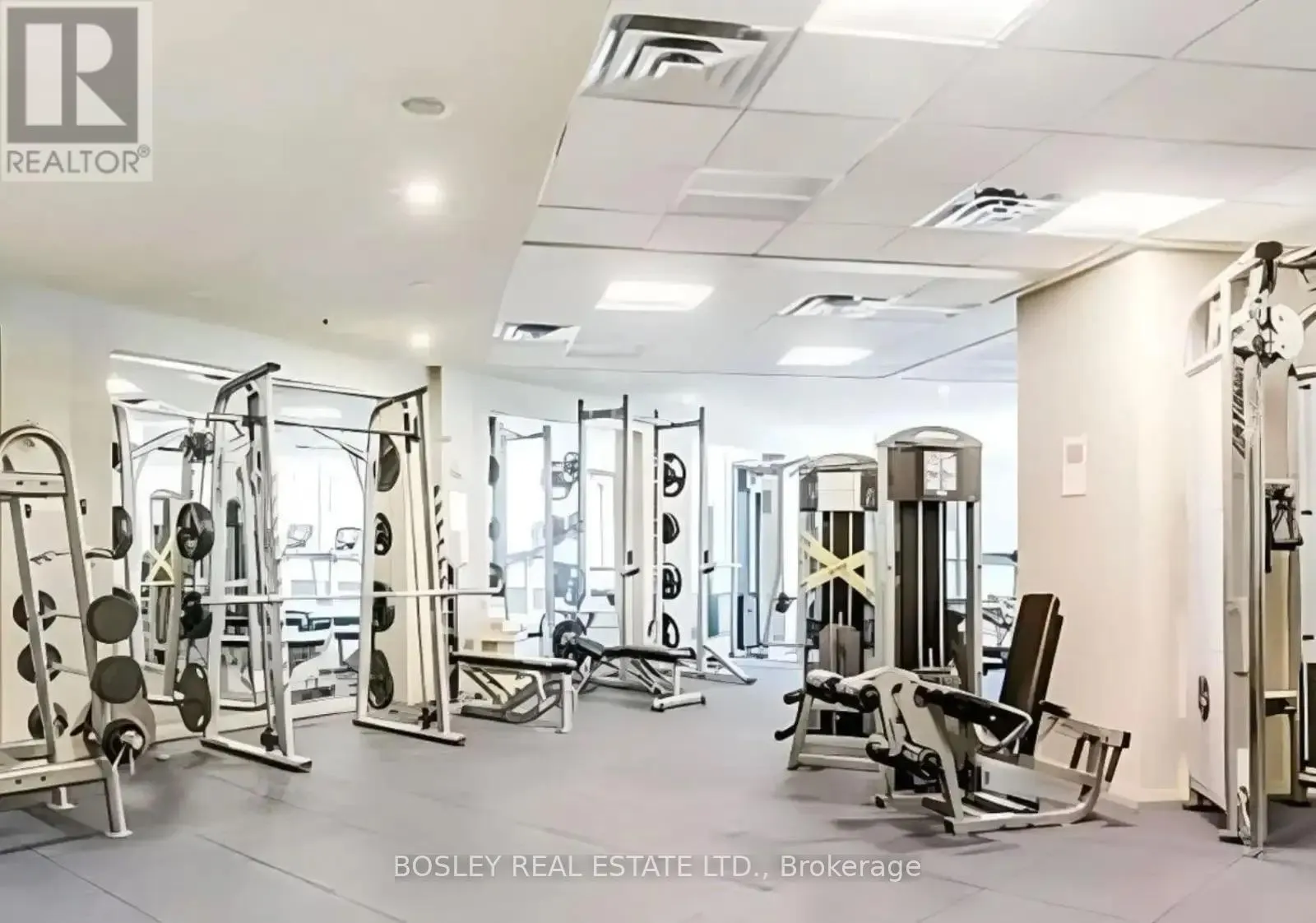 804 - 16 YONGE STREET