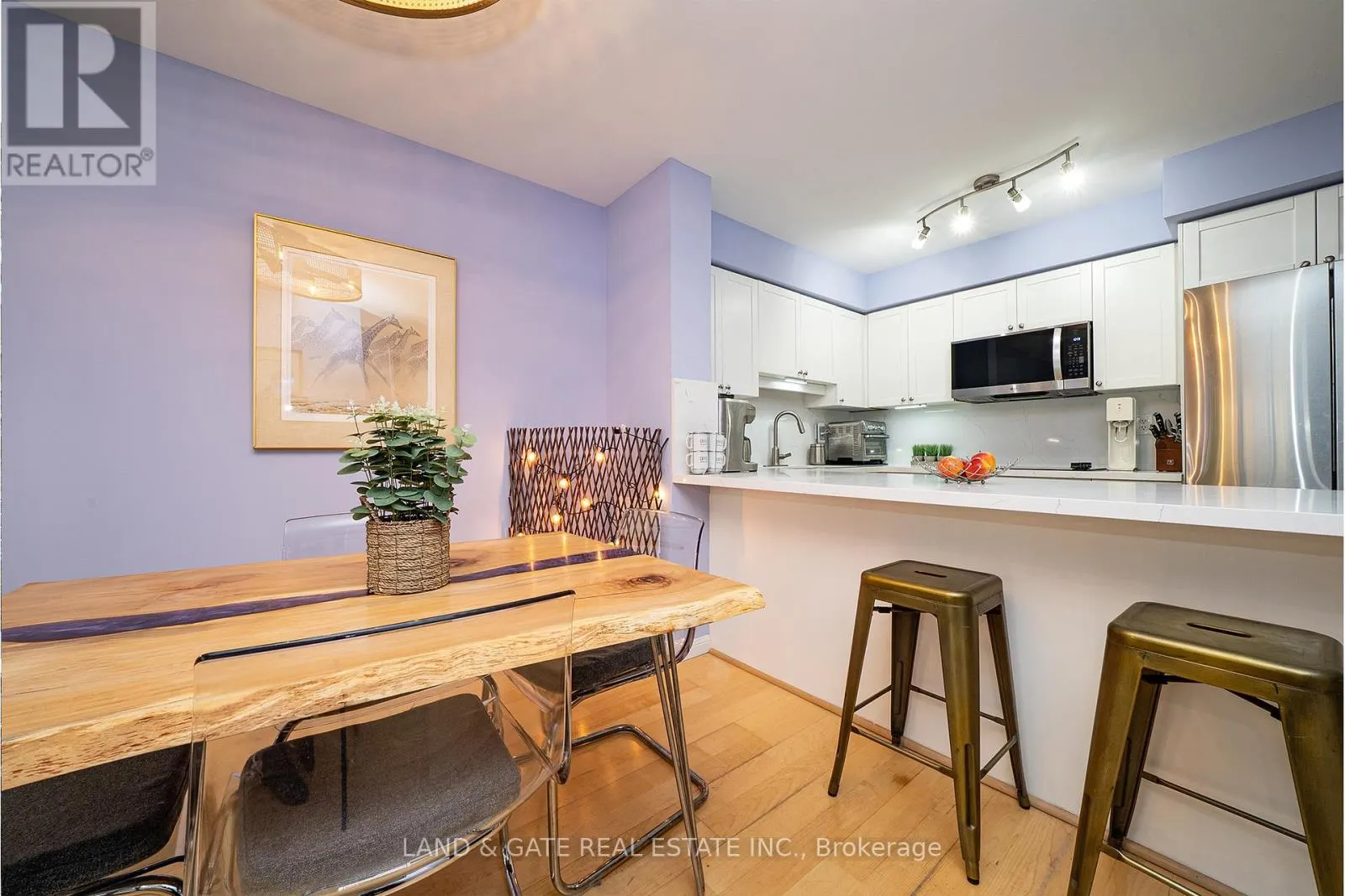 202 - 18 STAFFORD STREET, #202