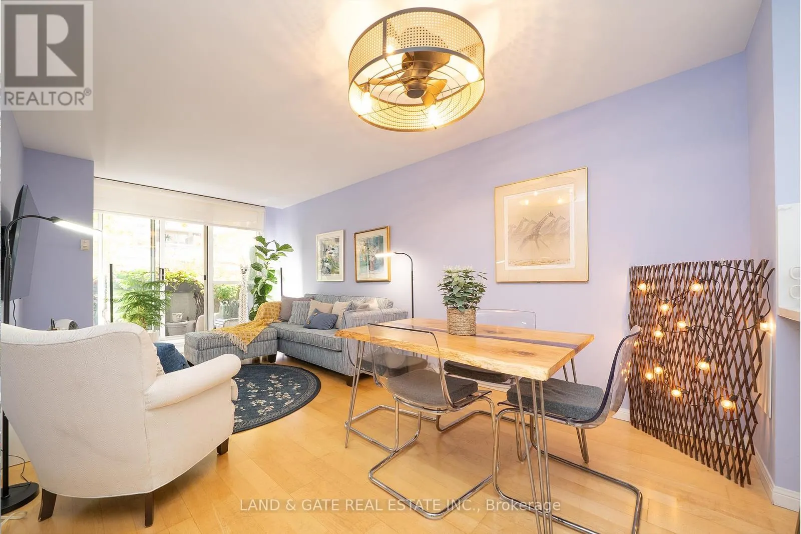 202 - 18 STAFFORD STREET, #202