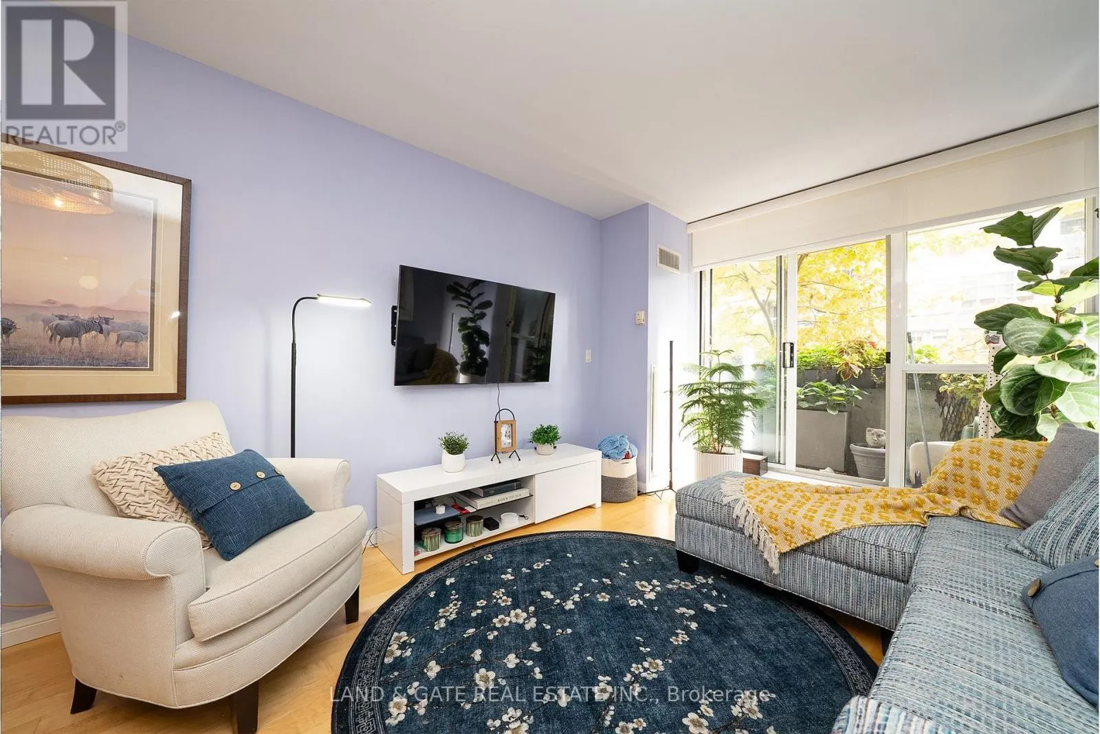 202 - 18 STAFFORD STREET, #202