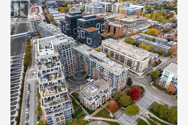 810 - 1005 KING STREET W