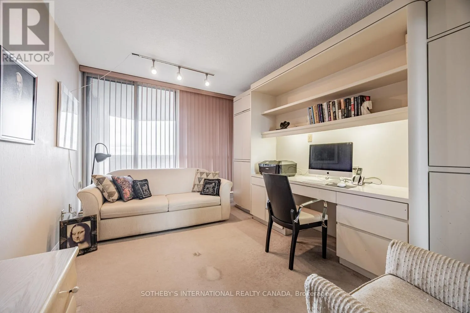 2503 - 85 SKYMARK DRIVE