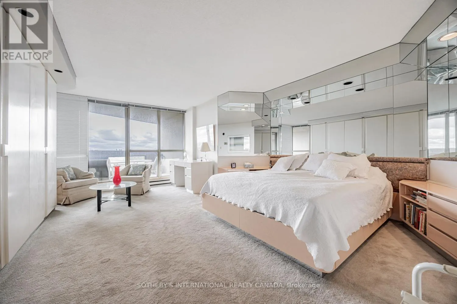 2503 - 85 SKYMARK DRIVE