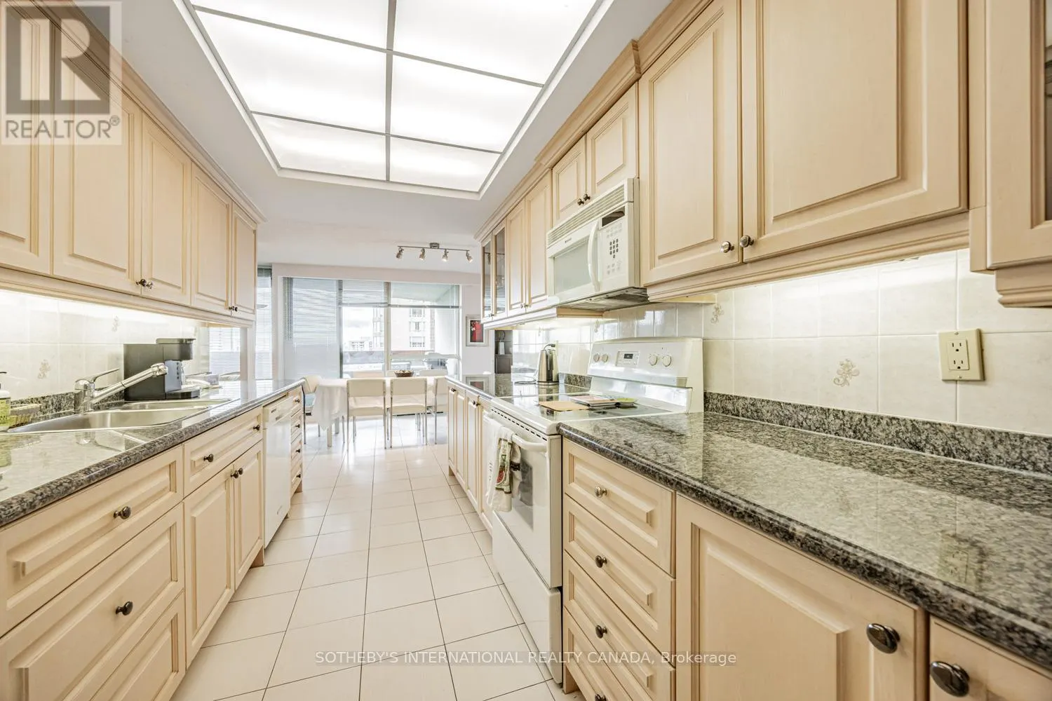 2503 - 85 SKYMARK DRIVE