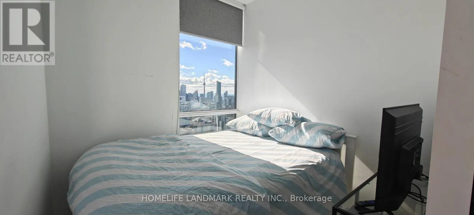 5401 - 395 BLOOR STREET S