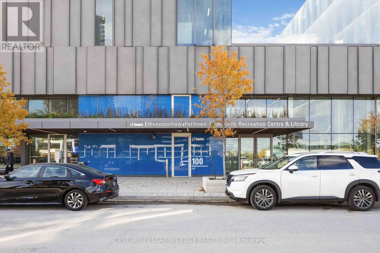 1106 - 72 ESTHER SHINER BOULEVARD