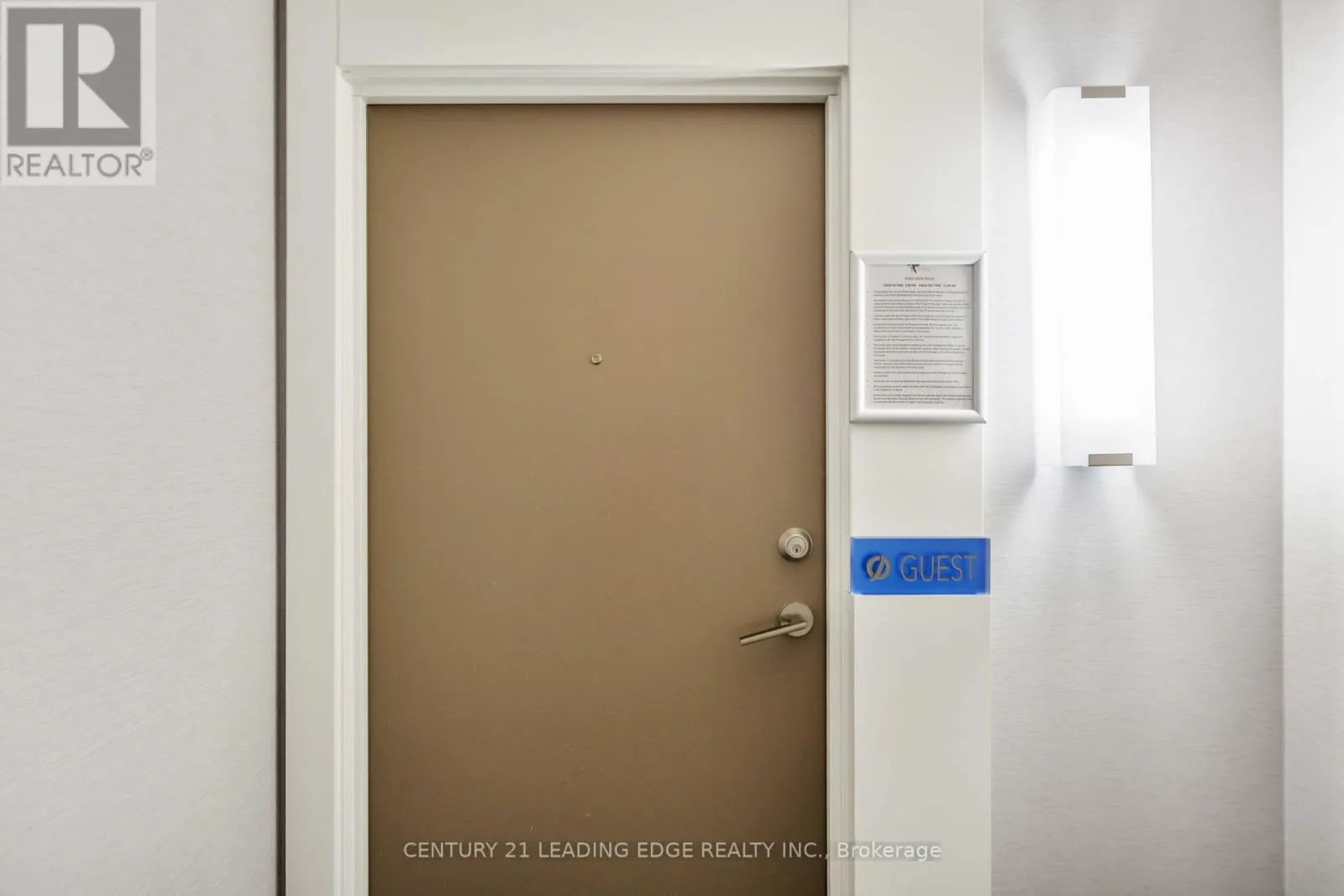 1106 - 72 ESTHER SHINER BOULEVARD