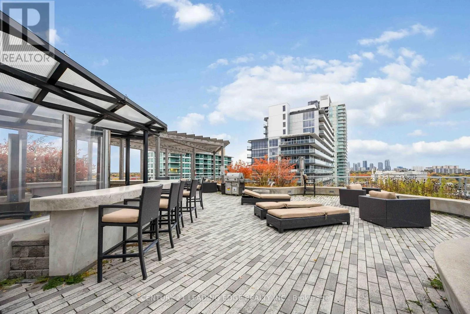 1106 - 72 ESTHER SHINER BOULEVARD