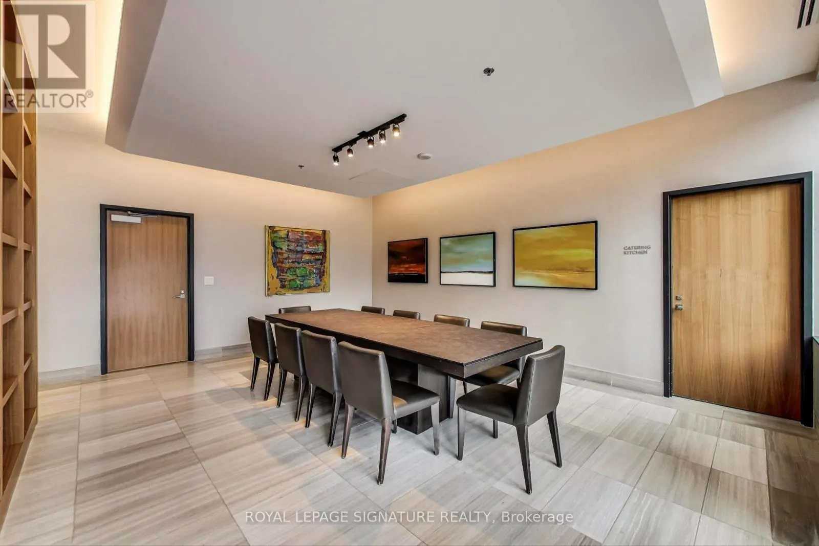 1826 - 111 ST CLAIR AVENUE W