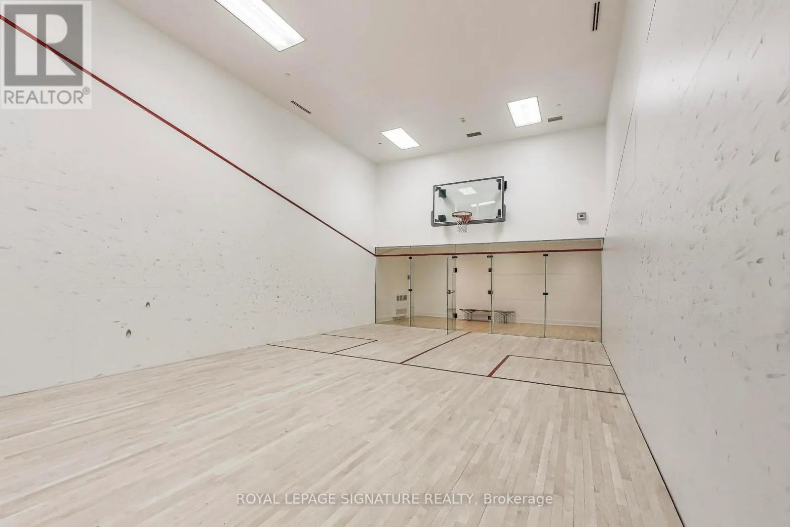 1826 - 111 ST CLAIR AVENUE W