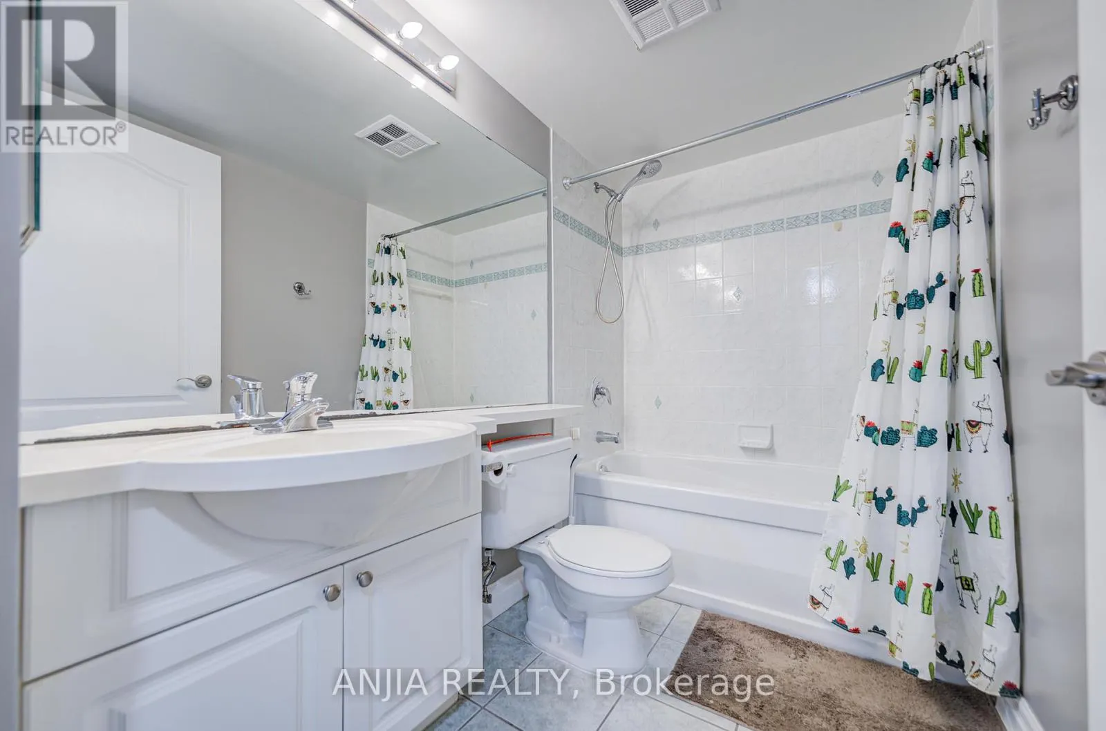 808 - 188 DORIS AVENUE