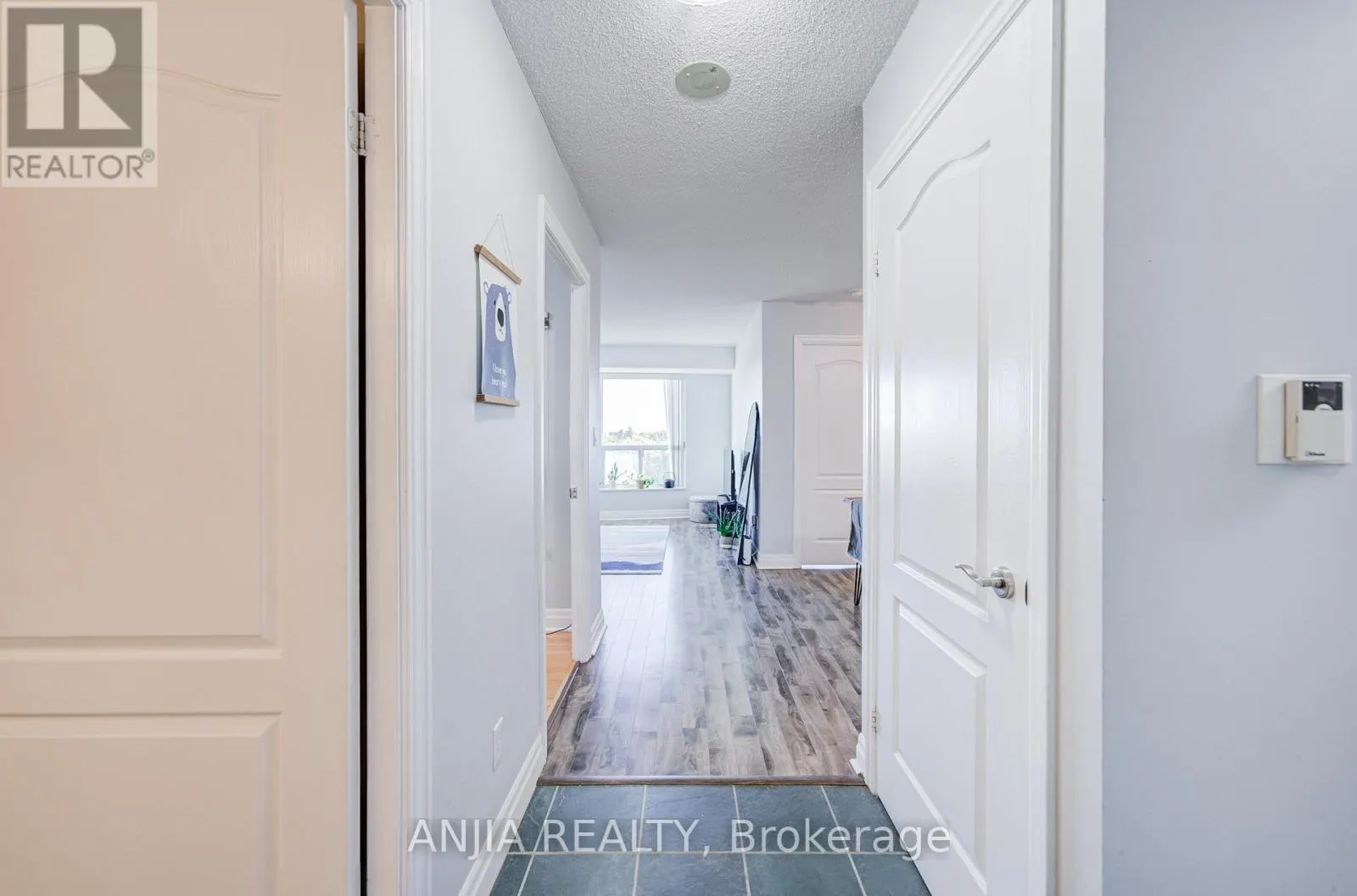 808 - 188 DORIS AVENUE