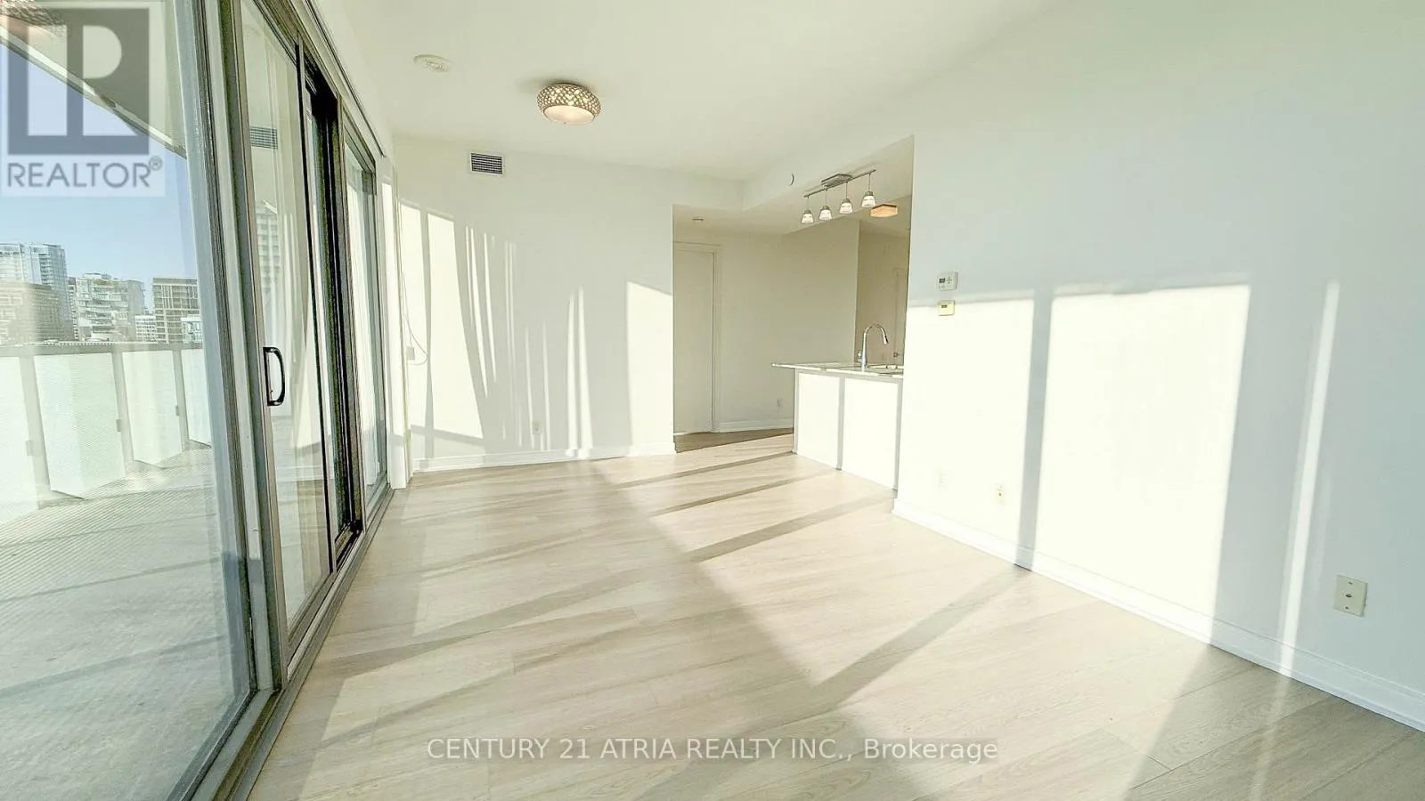 1805 - 57 ST. JOSEPH STREET