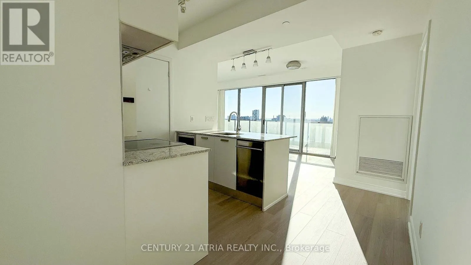 1805 - 57 ST. JOSEPH STREET