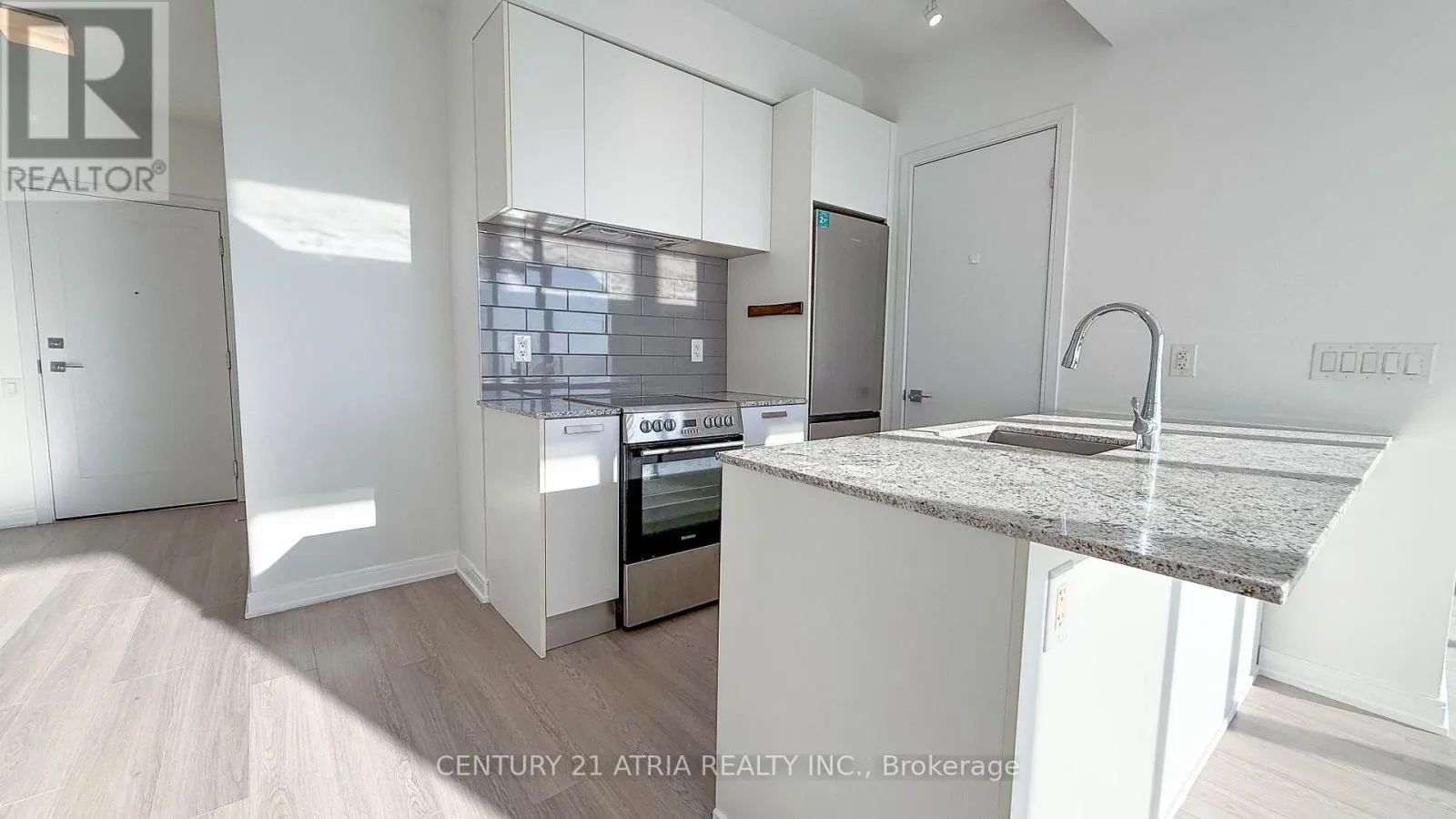 1805 - 57 ST. JOSEPH STREET