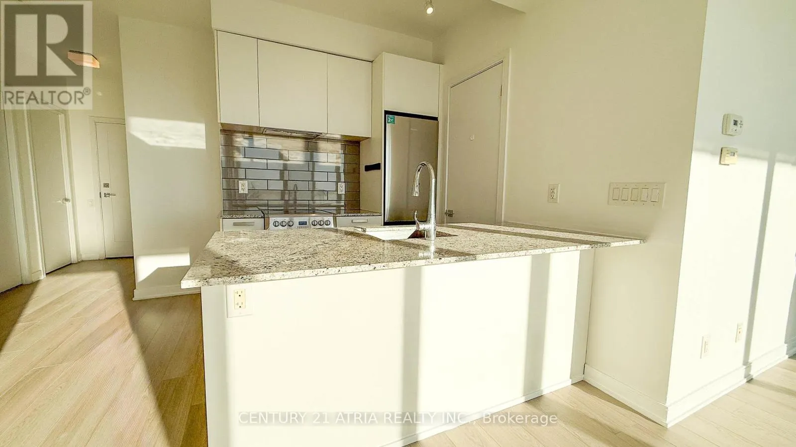 1805 - 57 ST. JOSEPH STREET