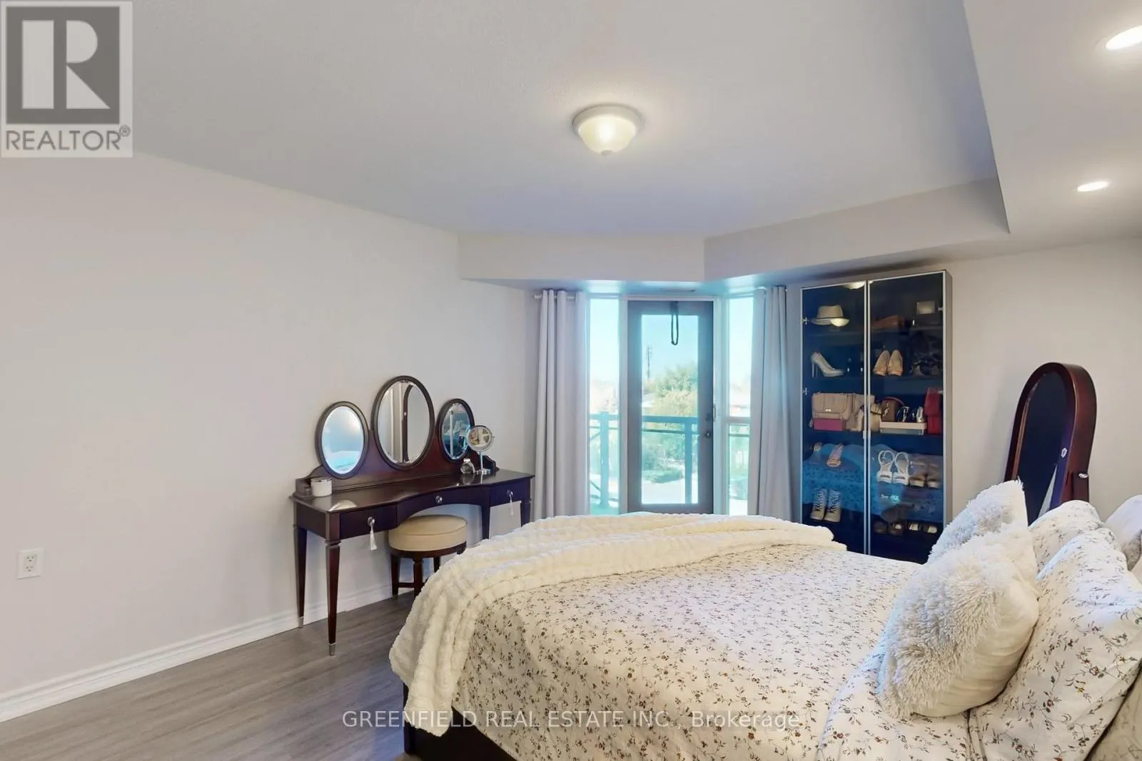 311 - 920 SHEPPARD AVENUE W