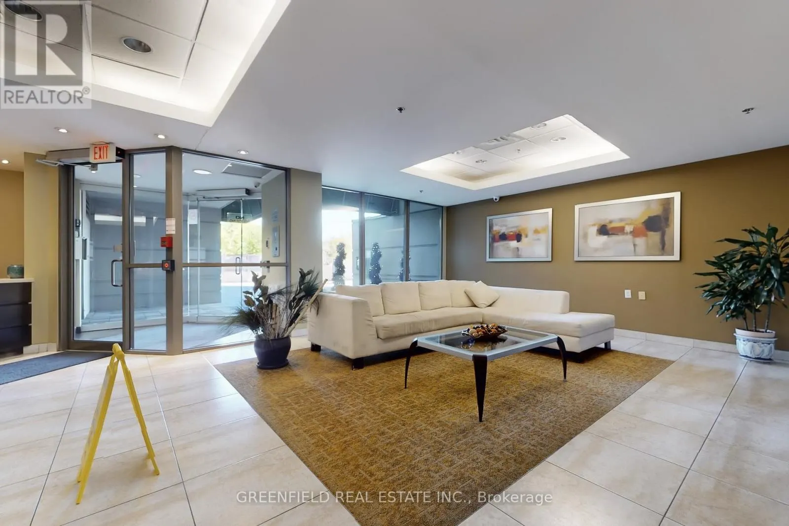 311 - 920 SHEPPARD AVENUE W