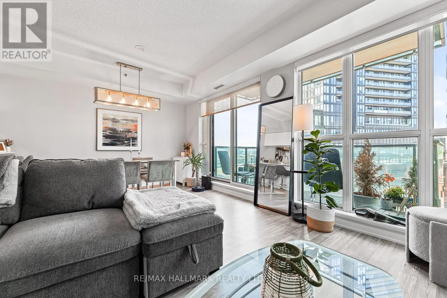 709 - 69 LYNN WILLIAMS STREET