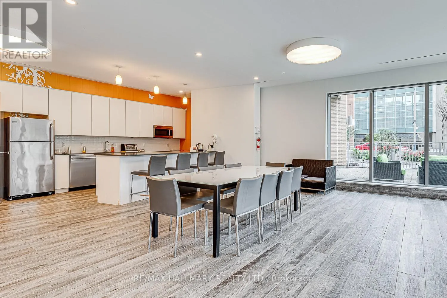 709 - 69 LYNN WILLIAMS STREET