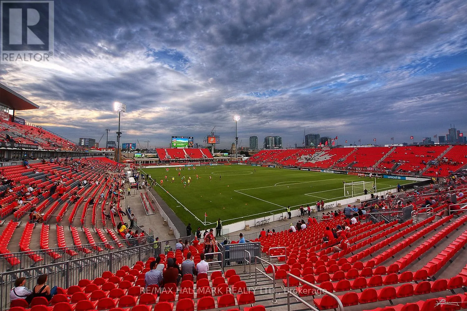 709 - 69 LYNN WILLIAMS STREET